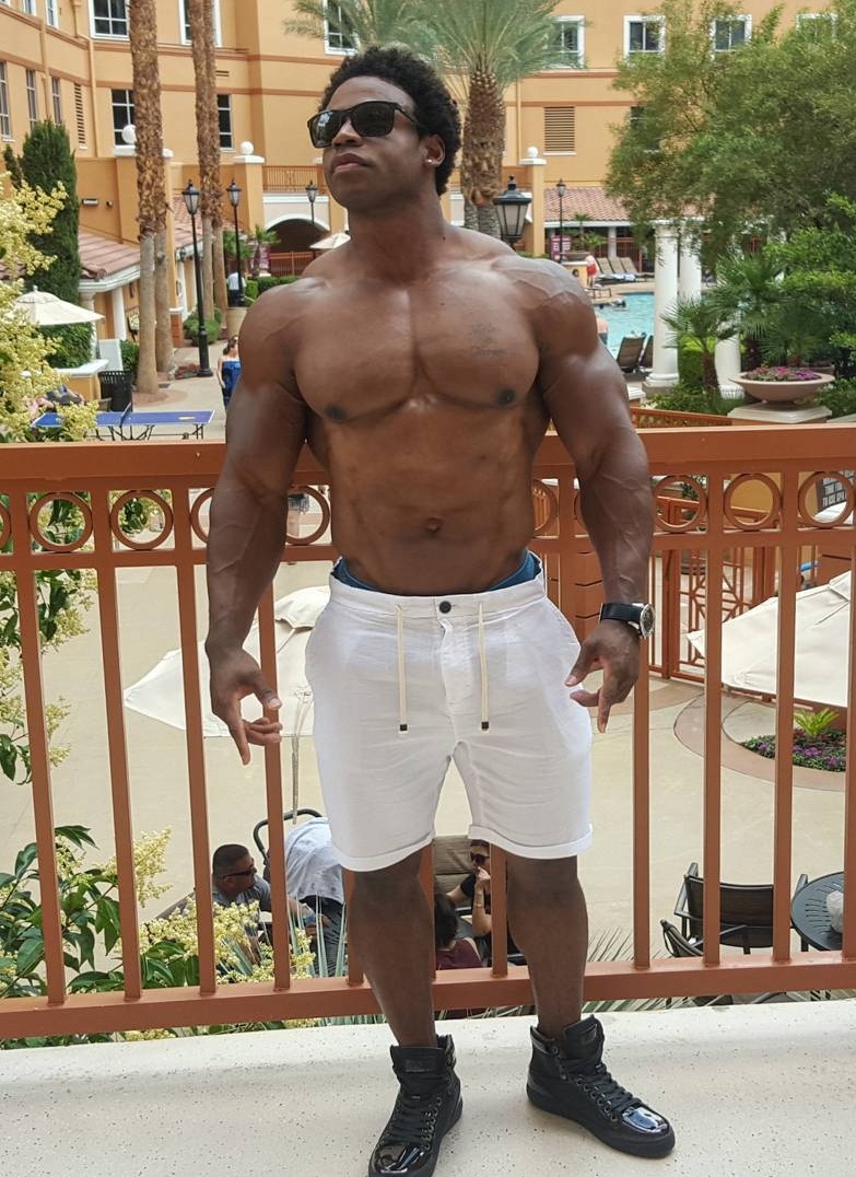 Детство и увлечение спортом